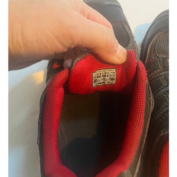 Keen oakridge black/red hiking shoes size 2 - Picture 3 of 6